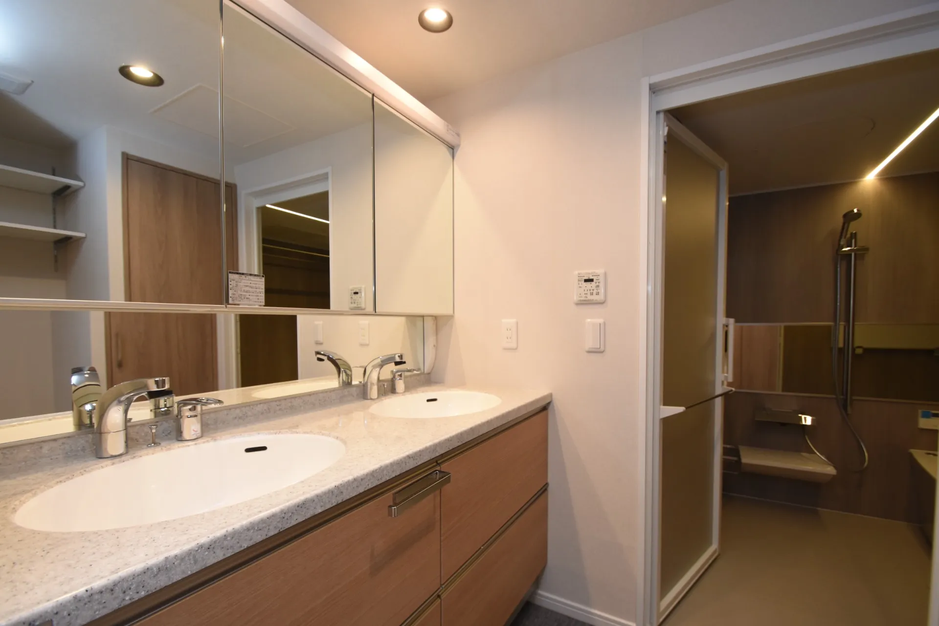 江東区塩浜4SLDK＋2WIC 【専有面積】103.57㎡