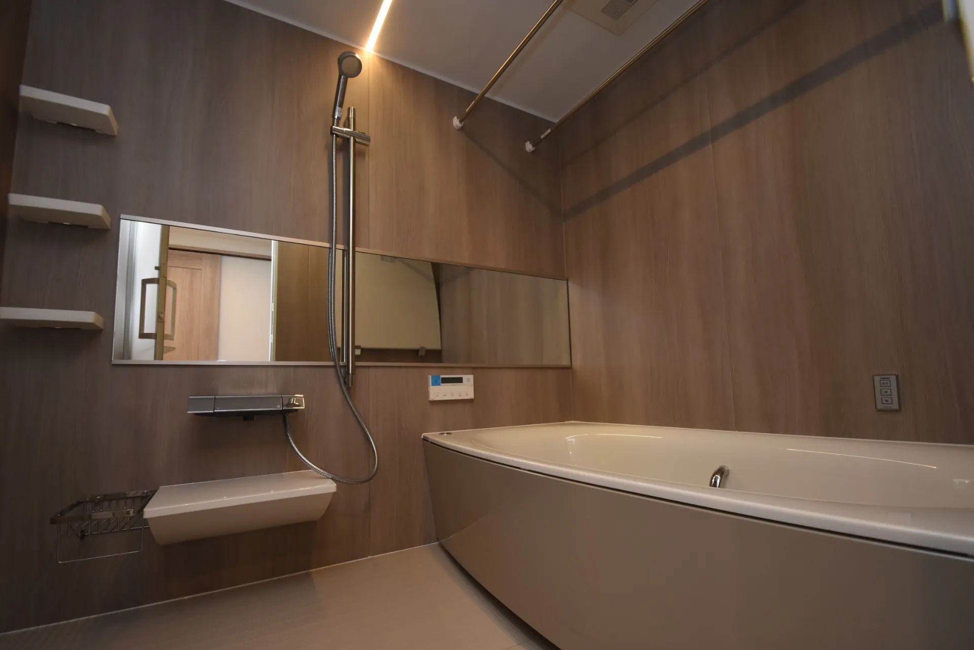 江東区塩浜4SLDK＋2WIC 【専有面積】103.57㎡