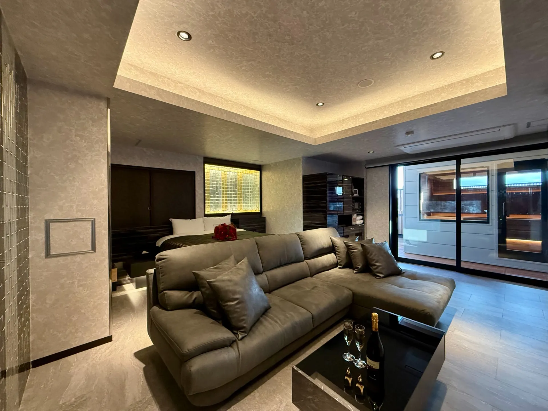 Leisure Hotel ~Top floor~ Vol.1